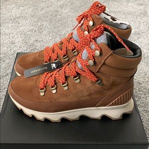 Sorel kinetic conquest boots